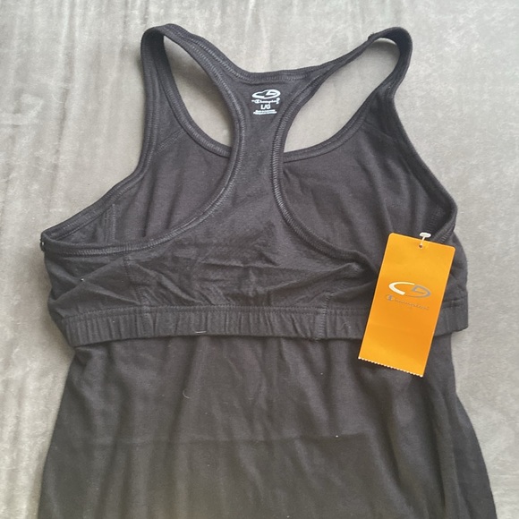 Champion NWT workout tank with built in shelf bra. Size L - Picture 5 of 8